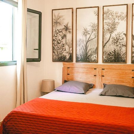 Villa Le Colonial Zen - T4 A 5 Mn Aeroport 생트 마리 외부 사진