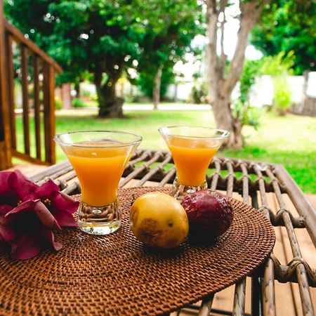 Villa Le Colonial Zen - T4 A 5 Mn Aeroport 생트 마리 외부 사진