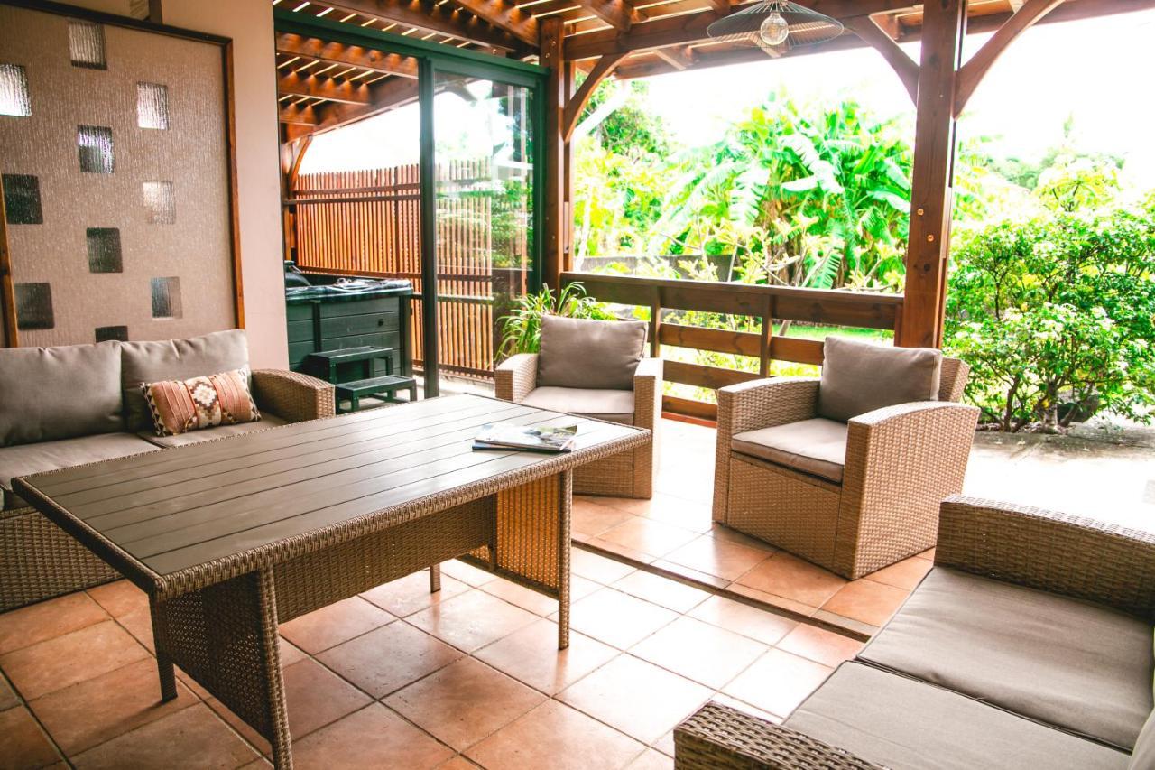 Villa Le Colonial Zen - T4 A 5 Mn Aeroport 생트 마리 외부 사진