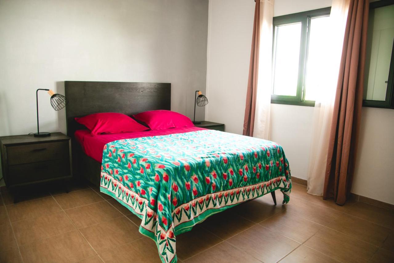Villa Le Colonial Zen - T4 A 5 Mn Aeroport 생트 마리 외부 사진